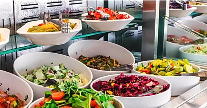 Porselen tabaklarda gastronomi küveti görseli